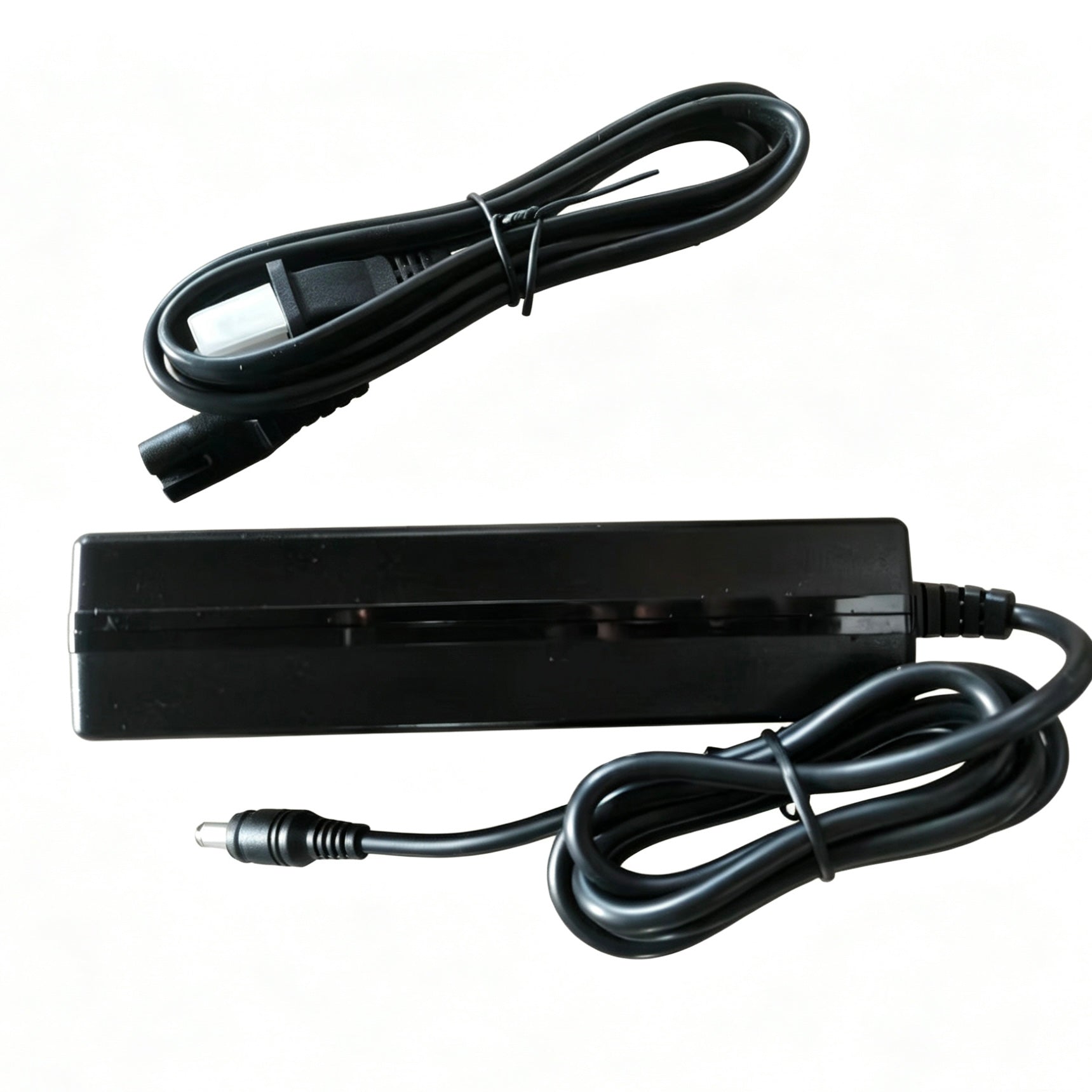 LK26 Charger (42V 2A, US Standard, DC2.1)